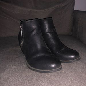 Ankle boots